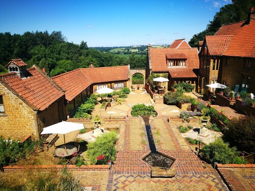 Superior crafted cottage in Oxfordshire Cotswolds, near Great Tew