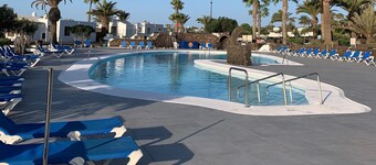 Delightful Villa on the beautiful Casas del Sol site in a superb location