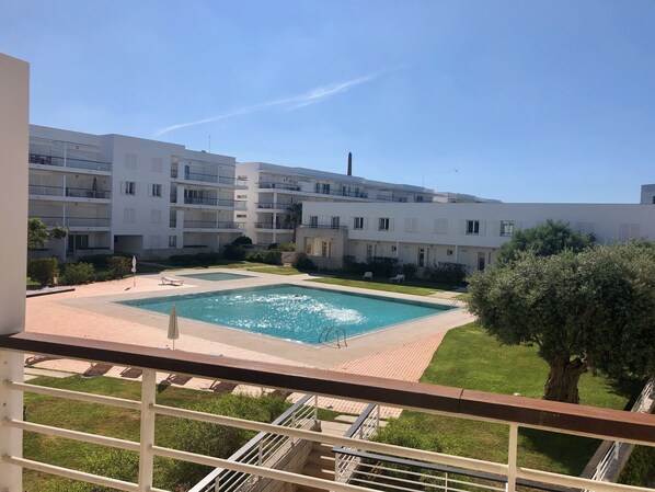 Outdoor pool, sun loungers
