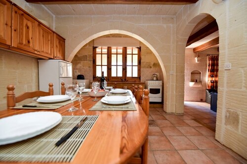 Charming farmhouse situated between the villages of Munxar and Sannat