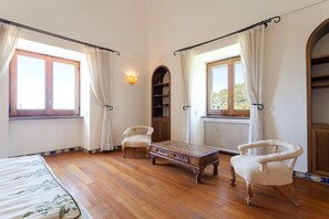 5 bedrooms, iron/ironing board, free WiFi, bed sheets - Villa Ciuffo with private pool (Massa Lubrense)