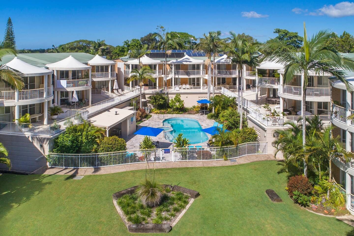 The Serenity - large 3 Bedroom self-contained apartment