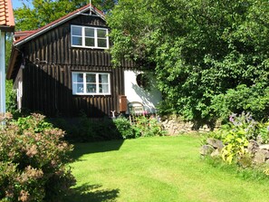 Exterior - Cozy vacation home for 5 people in Hallandsåsen. (Hjärnarp)