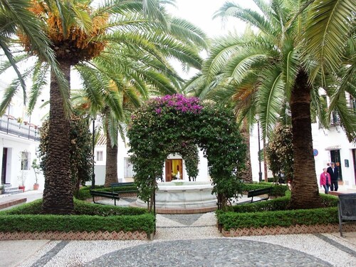 Enchanting villa with private pool and stunning views, close to beach.