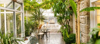 Cornish Farm House, with stunning gardens, and parking for 3 cars