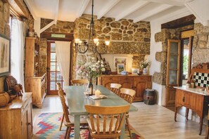 Dining - Cornish Farm House, with stunning gardens, and parking for 3 cars (St, Ives)
