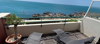 Modern apartment breathtaking sea view and waterfront