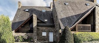 Flat with seaview - 50m from beach- 3/4 persons