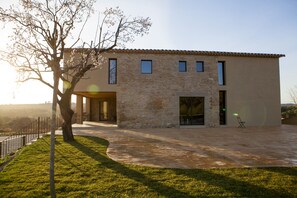 Exterior - MAGNIFICENT MASÍA s. XVIII IN AN IDYLLIC ENVIRONMENT (Vilafreser)