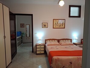 3 Schlafzimmer, Bügeleisen/Bügelbrett, kostenloses WLAN, Bettwäsche