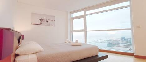 2 makuuhuonetta, silitysrauta/-lauta, ilmainen Wi-Fi, vuodevaatteet