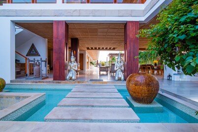 Golf Resort /Villa in Hua Hin, Palm Hills Golf Resort