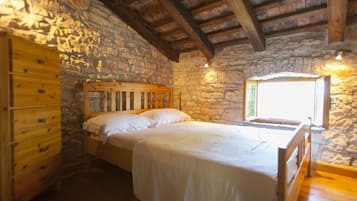 3 chambres, fer et planche Ă repasser, Wi-Fi gratuit, draps fournis