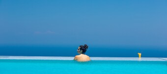 Santorini Eos Private villa with infinity edge pool 