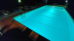 Outdoor pool - Exclusive villa, huge swimming pool and flowered garden with bbq. Free WiFi + AC (Capannori)
