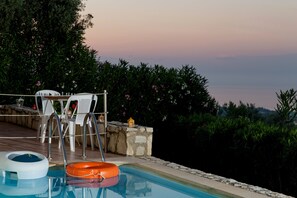 Pool - Alkistis villa, independent, peaceful,  with private pool and great views  (Rethymno)