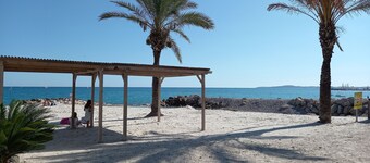 Lovely Old Stone Bastide With Private Pool, Short Drive To Beach