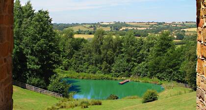 Mediterranean inspired luxury in the Oxfordshire Cotswolds, near Great Tew