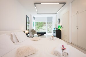 6 Schlafzimmer, Schreibtisch, Bügeleisen/Bügelbrett, kostenloses WLAN