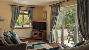 Smart TV, DVD player, books, music library