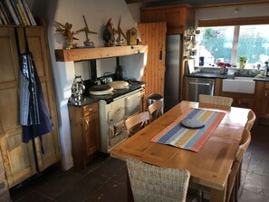 Fridge, microwave, oven, stovetop - Spectaular Home Overlooking Culdaff Beach on the Wild Atlantic Way (Donegal)