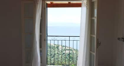 3 bedroom villa with swimming pool.