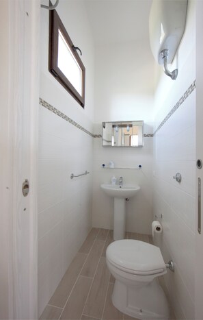 Dusj, bidé og håndklær