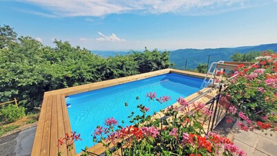 Torre-casa en la tranquilidad de la Pistoia con hermosa vista!