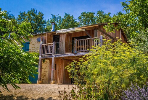 Beautiful gite with balcony, stunning views, large private pool & gardens