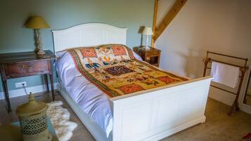 1 chambre, fer et planche Ă repasser, Wi-Fi gratuit, draps fournis