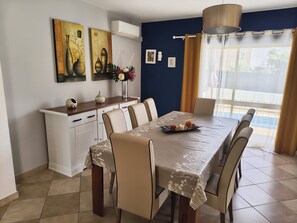 Dining - Casa Maré Alta (4 bedrooms and pool, sea view) (Guia)
