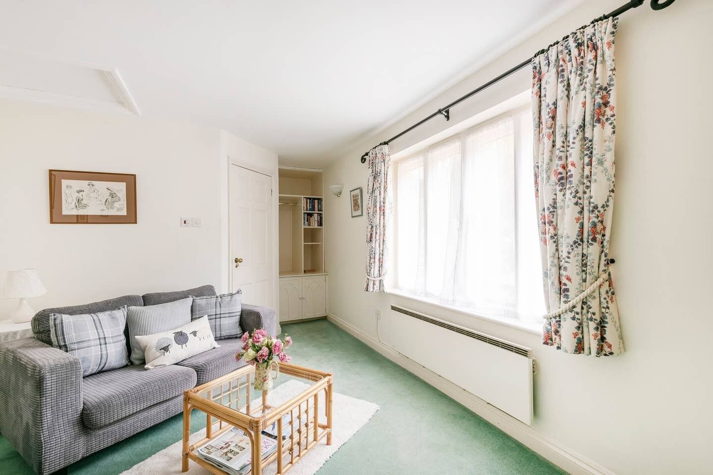 Highfield Lodge in Tring situated near beautiful woodland and field walks