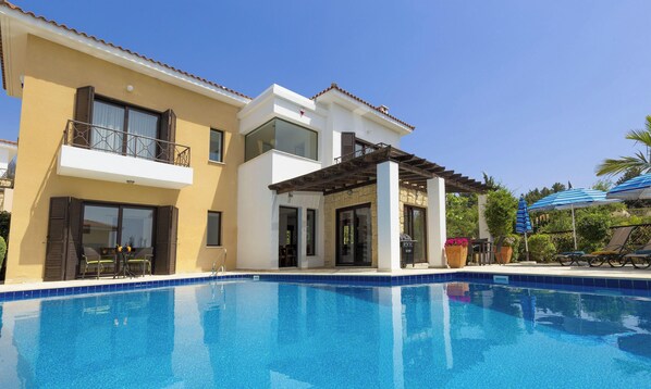 Pool - Lemon Tree Villa - Luxurious 3 Bed, 3 Bath Villa just 500m from Tala Village Square (Tala)