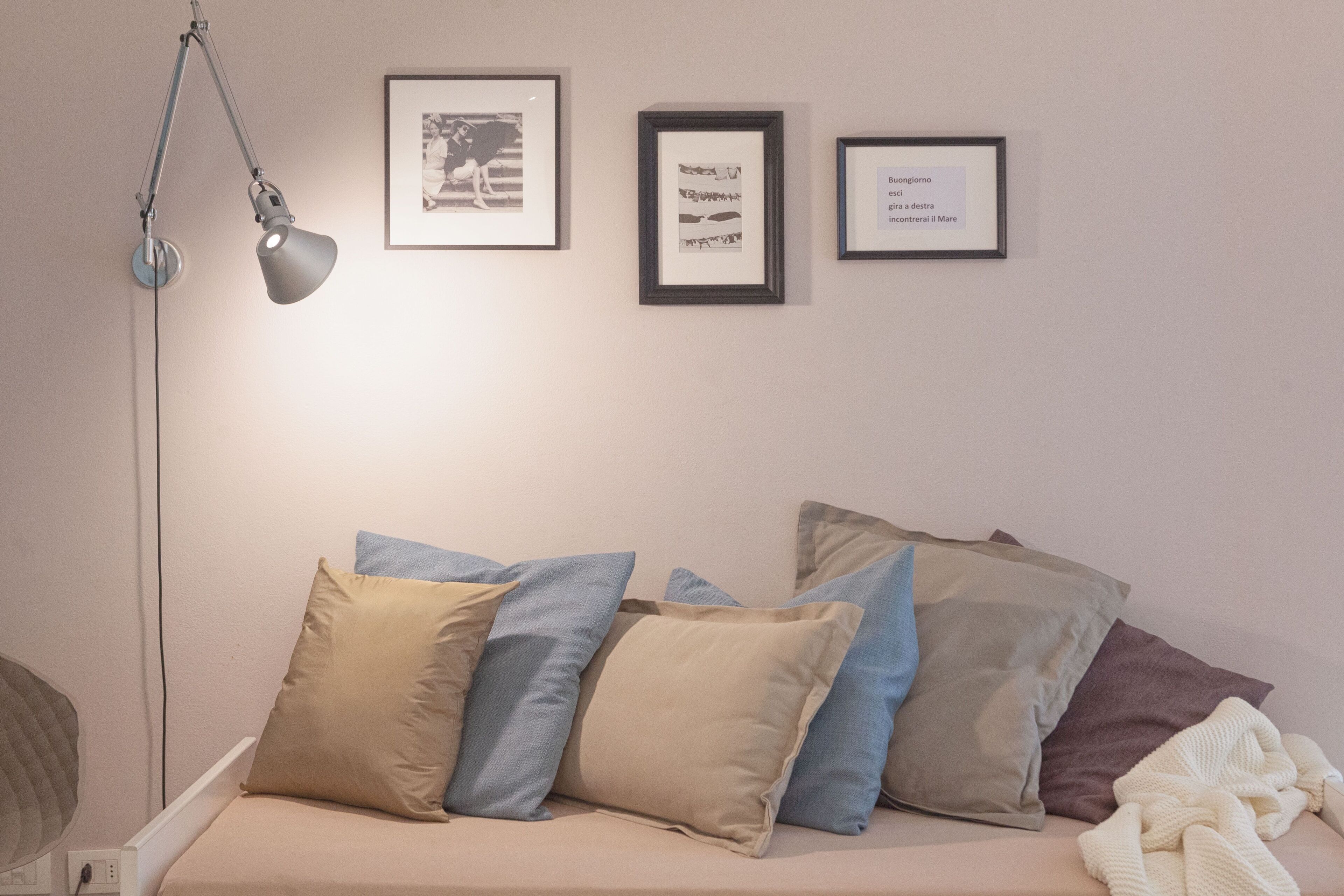 Modern and comfortable flats for long and short stays. Completely furnished with all comfort for a special holiday and wellbeing.