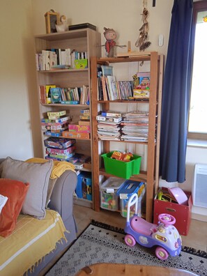 Children’s area - INDEPENDENT BED & BREAKFAST CAMPAIGN COMFORT QUIET linen provided table tennis games (La Houssière)