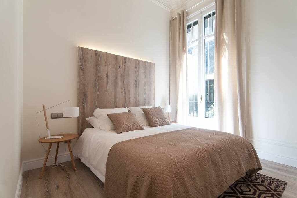 1 bedroom, iron/ironing board, travel crib, WiFi