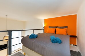 1 sovrum, skrivbord, strykjärn/strykbräda och gratis wi-fi