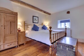 7 habitaciones, escritorio, tabla de planchar con plancha y wifi gratis 