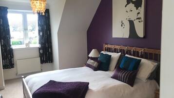 4 Schlafzimmer, Bügeleisen/Bügelbrett, kostenloses WLAN, Bettwäsche