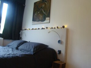 3 bedrooms, iron/ironing board