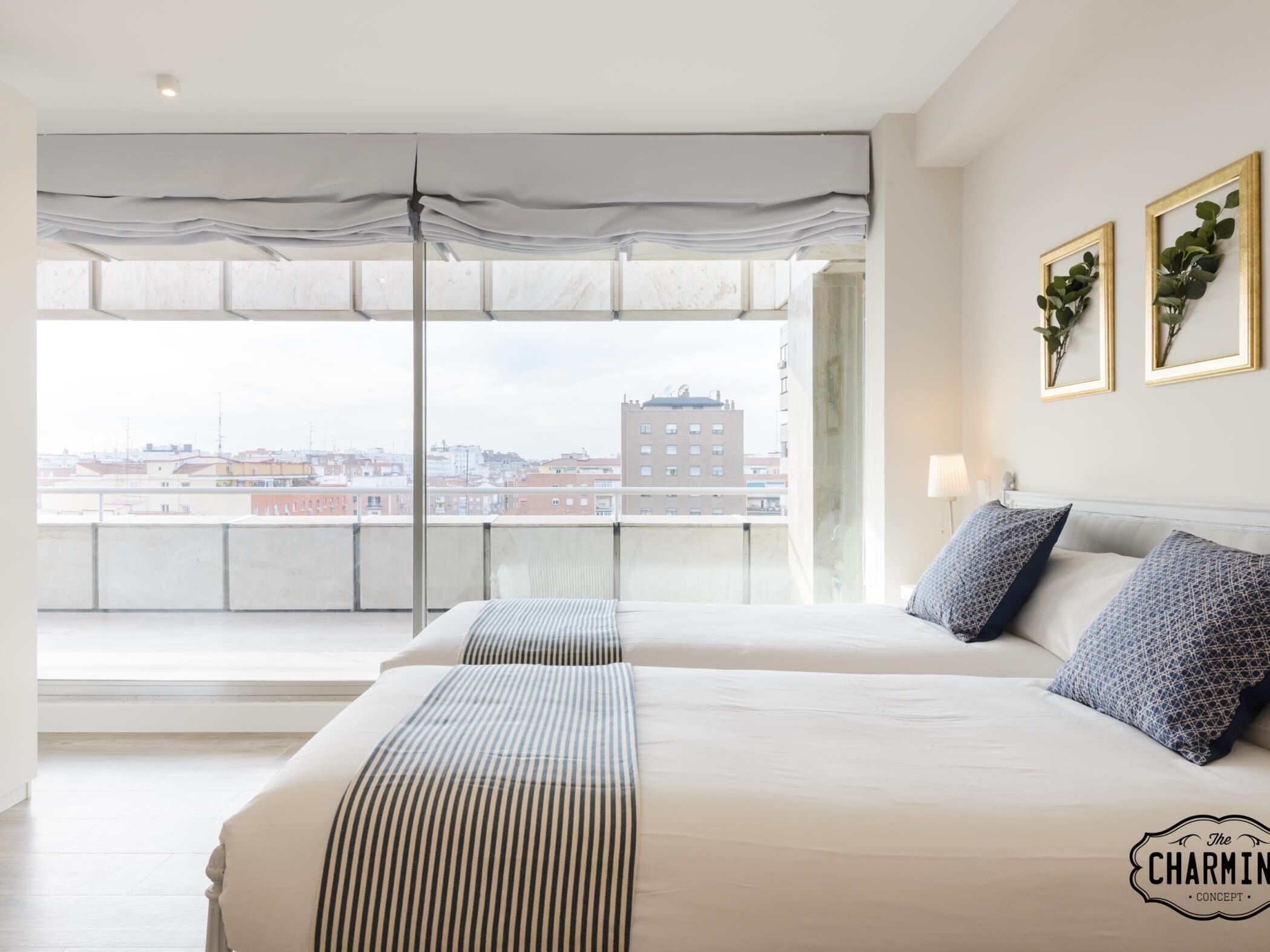 2 slaapkamers, een strijkplank/strijkijzer, internet, beddengoed