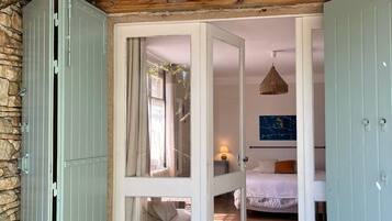 5 habitaciones y caja de seguridad en la habitación