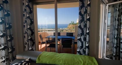 Atemberaubender Meerblick in jedem Zimmer - sehr privat