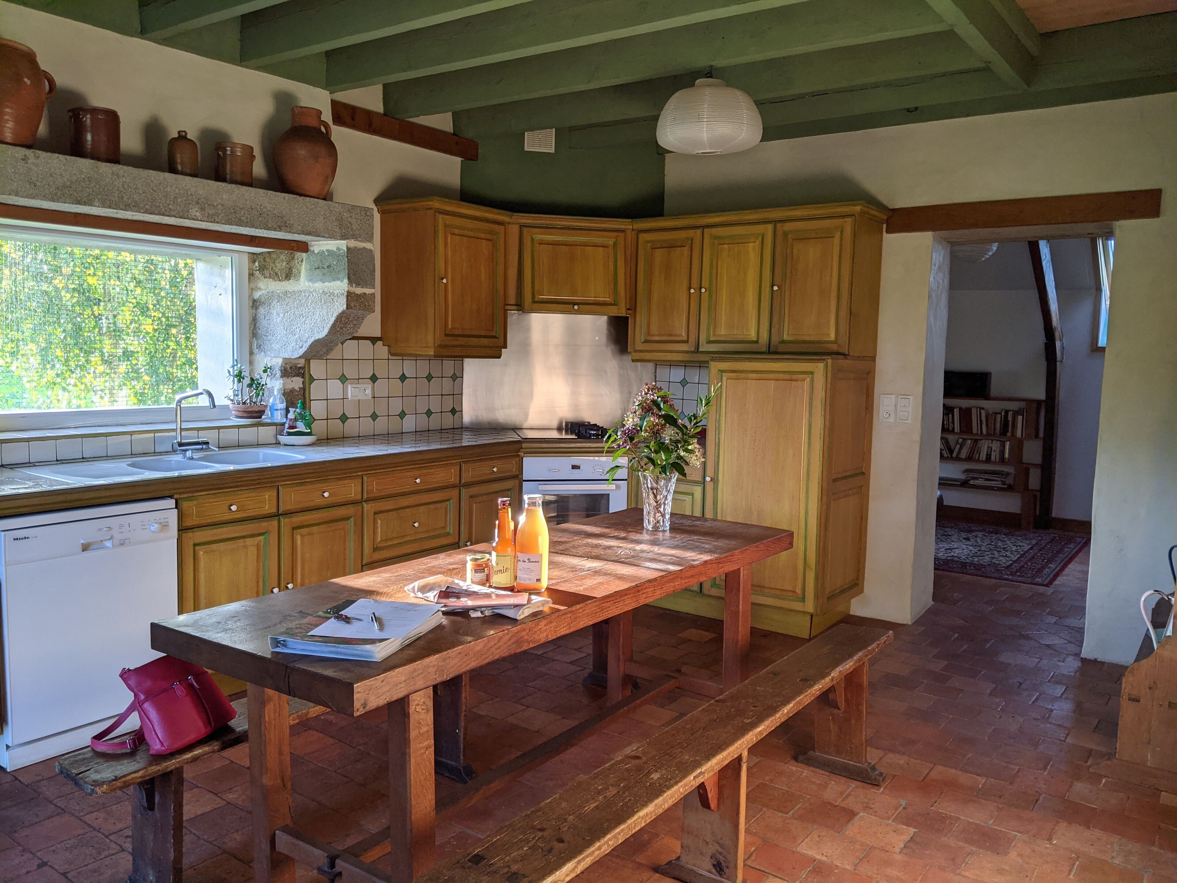 Country Cottage (Private indoor heated pool from end of March to mid-November) 