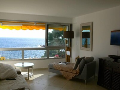 Apartment/ flat - Bandol,  Sea front, A/C, private parking place