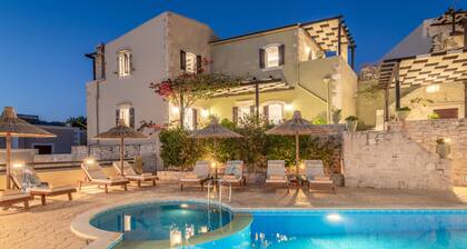 Dafni Villa, a Blissful Retreat with 40mÂČ Pool