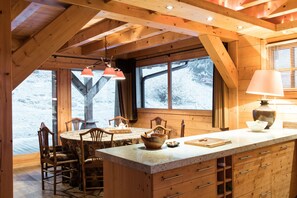 Dining - Chalet Conca (Saint-Gervais-les-Bains)