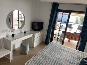 3 habitaciones y caja de seguridad en la habitación