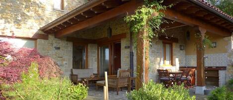 屋外ダイニングエリア