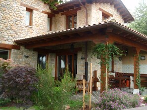 Exterior - Casa La Marina. Berbes. Finca 3000 m2, parking, overlooking the sea / mountain, golf 500 m   (Berbes (Ribadesella))